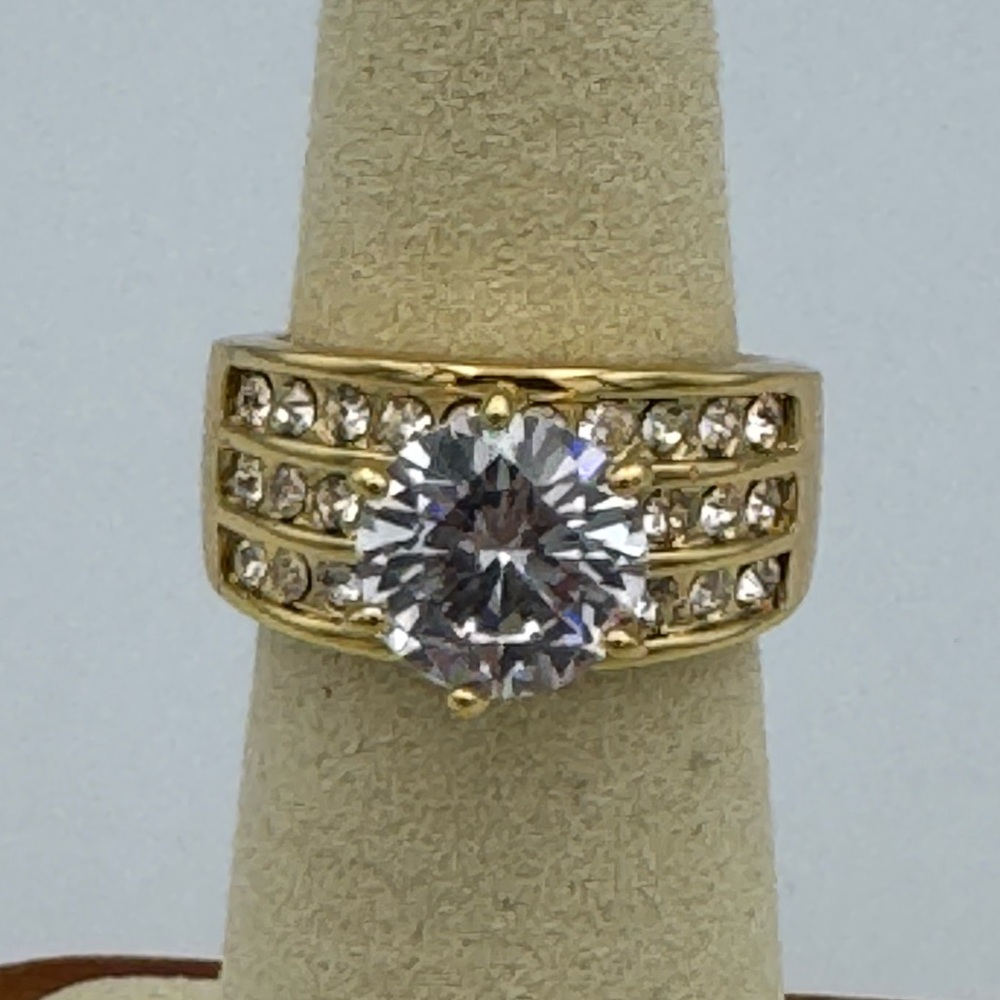 Gold Plated Cubic Zirconia Cocktail Ring White Stone Size 6 Jewelry - Picture 5 of 9